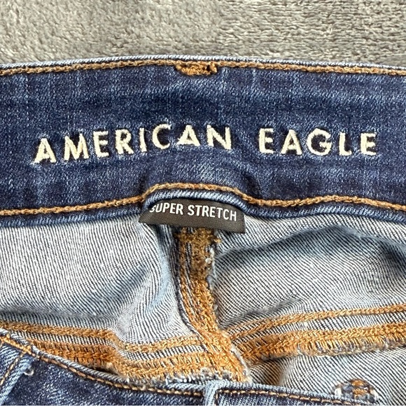 American Eagle Women's Jeans Hi-Rise Artist Flare Super Stretch Size 16 - Picture 3 of 9